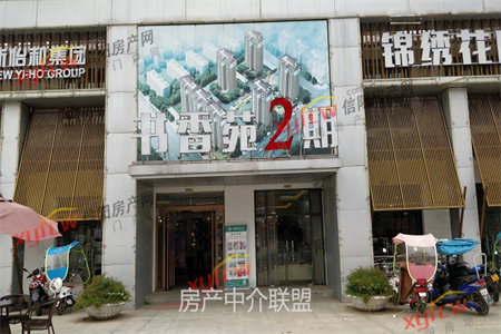 明湖附近秀水佳苑惠泽澜庭120平三室带车库精装证满2年